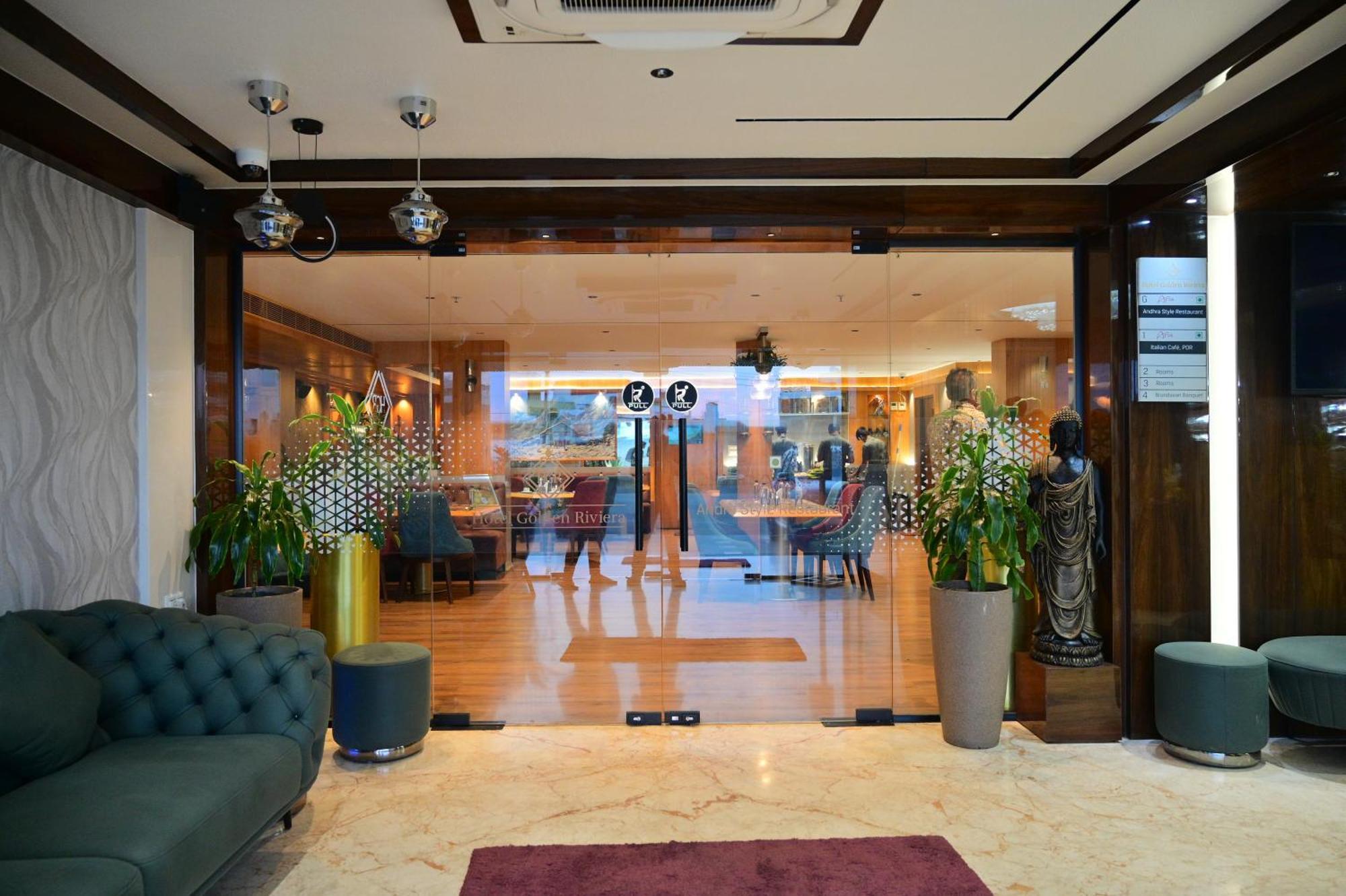 Hotel Golden Riviera Mysore Exterior foto