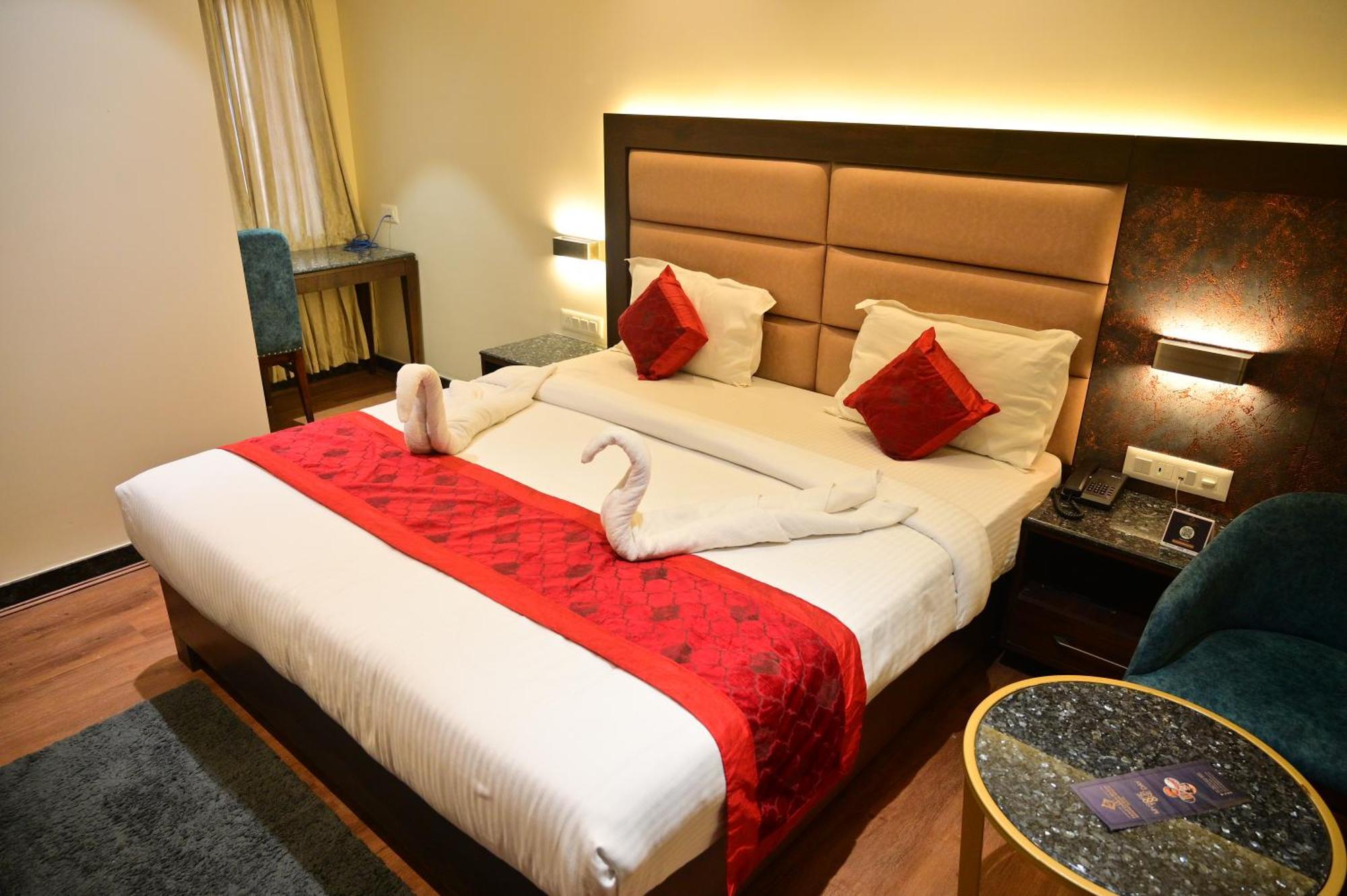 Hotel Golden Riviera Mysore Zimmer foto